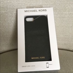 NWT MICHAEL KORS IPHONE CASE